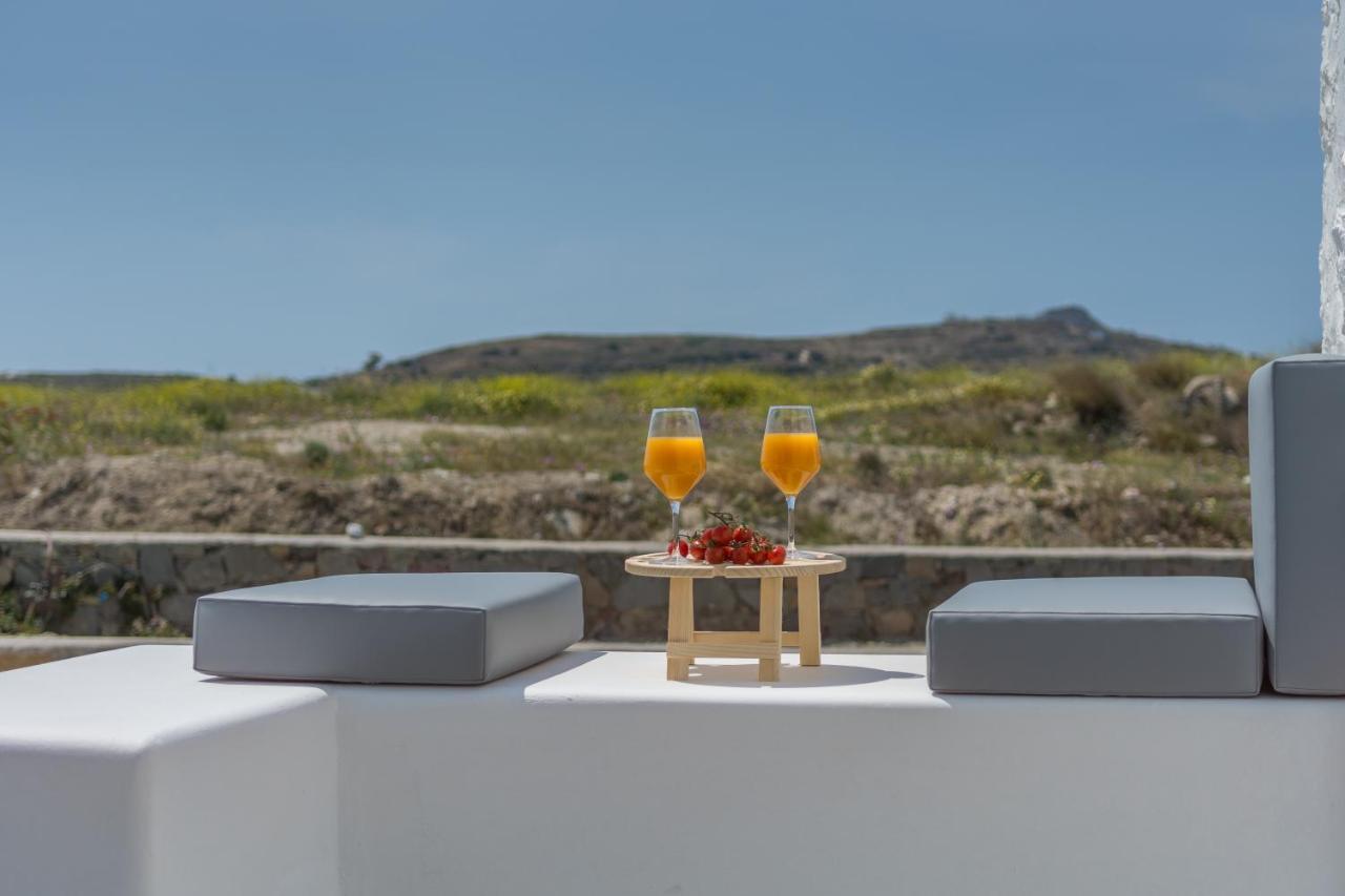 Luna Blanca * Adamantas (Milos)