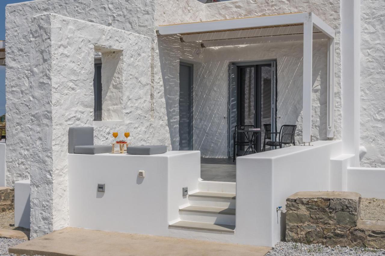 Luna Blanca * Adamantas (Milos)